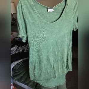 Lularoe Scoop Neck Tshirt